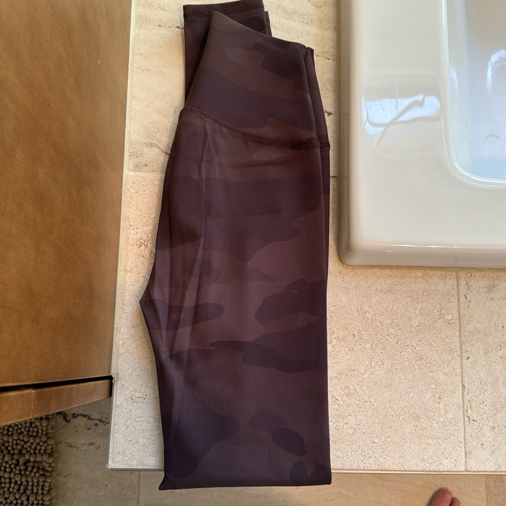 Alo Yoga XS full length leggings
